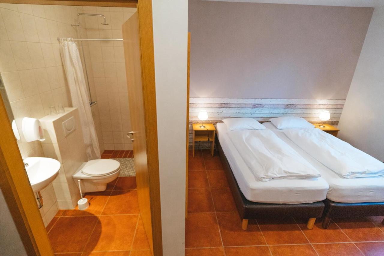 Alfheimar Hotel Боргарфьордюр-Эйстри Экстерьер фото