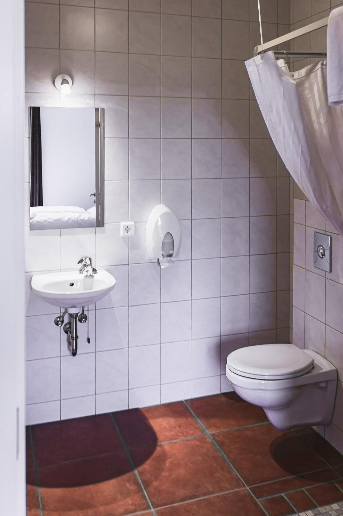 Alfheimar Hotel Боргарфьордюр-Эйстри Экстерьер фото